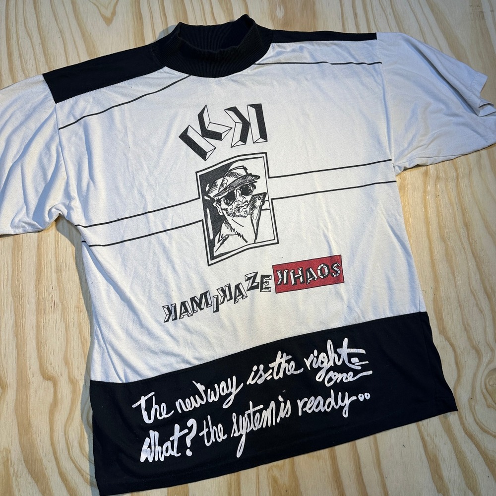 Kamikaze Khaos Men XL White Black Graphic Mock Neck Short Sleeve Tee Shirt